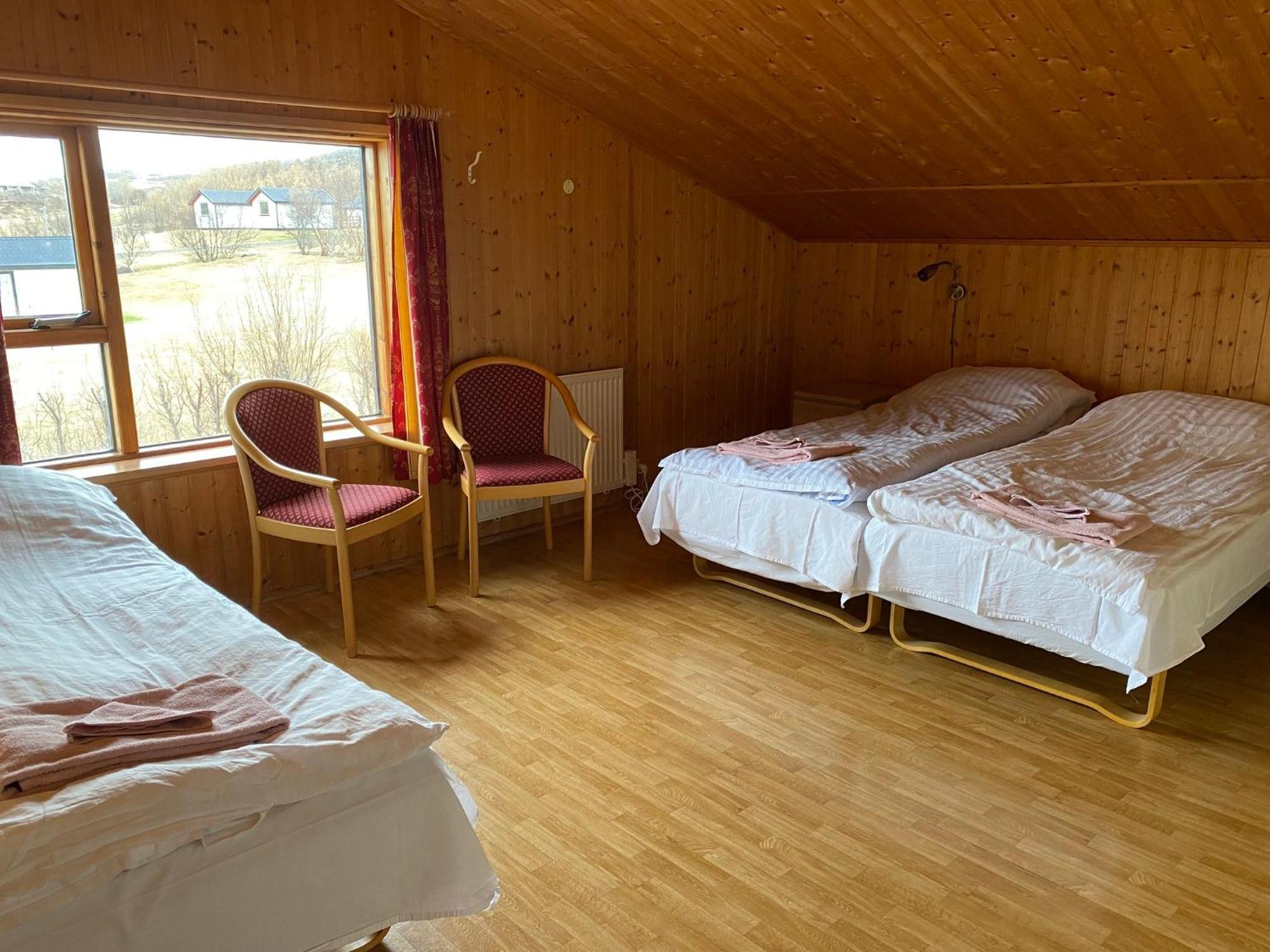 Bakkafloet Guesthouse Вармаглід Екстер'єр фото